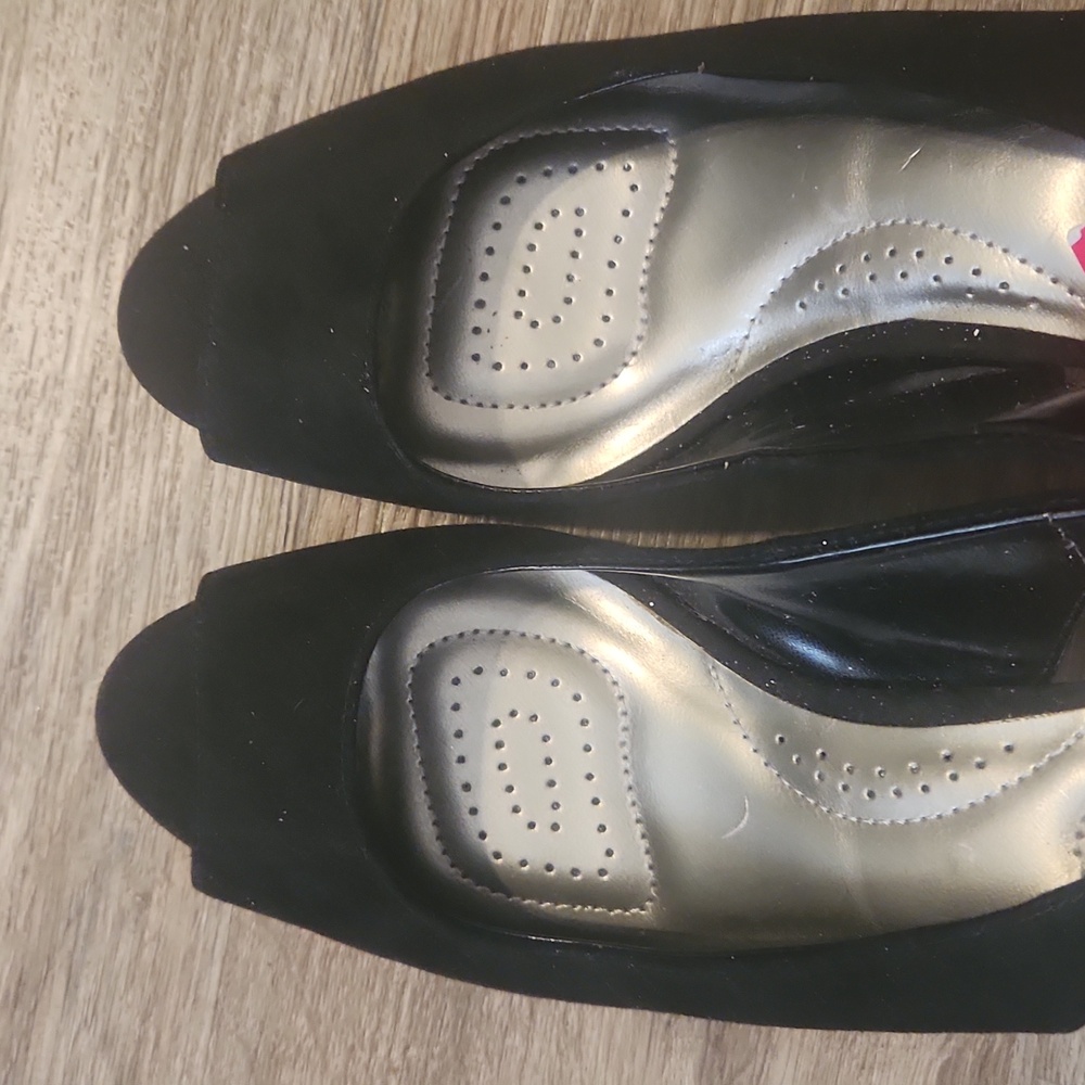 Womens NWT Deflex Comfort Heels - Picture 4 of 6